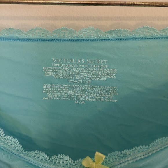 Victoria's Secret Blue 32D Unlined Bustier Size 32D with Sequins + 2 Pairs Panty - Picture 7 of 7